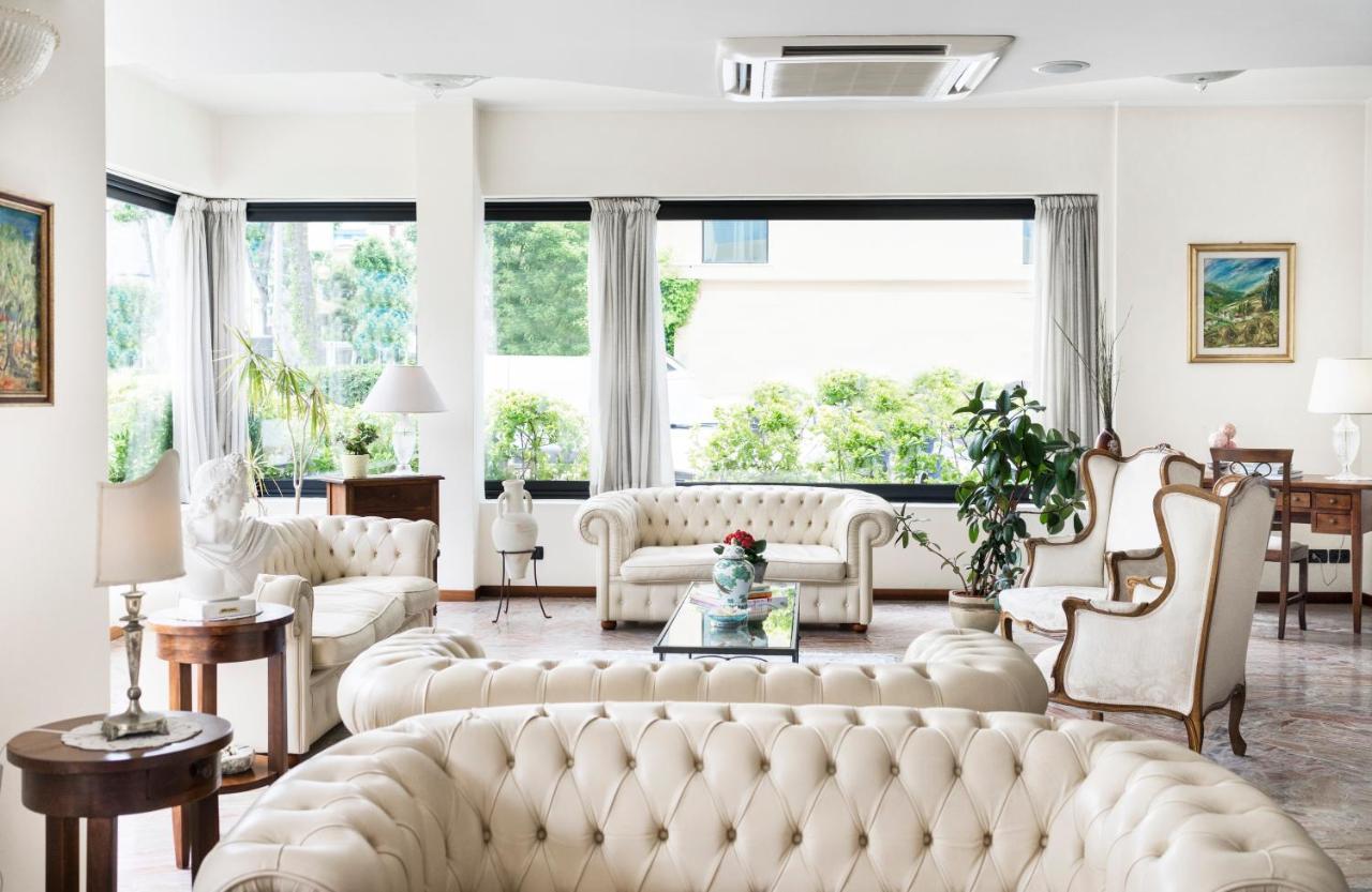 Hotel Apollo Riccione Exteriör bild