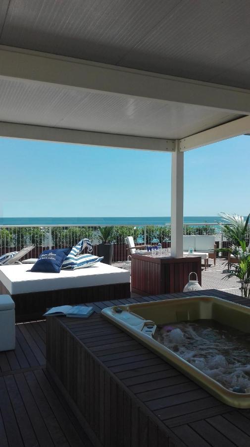 Hotel Apollo Riccione Exteriör bild
