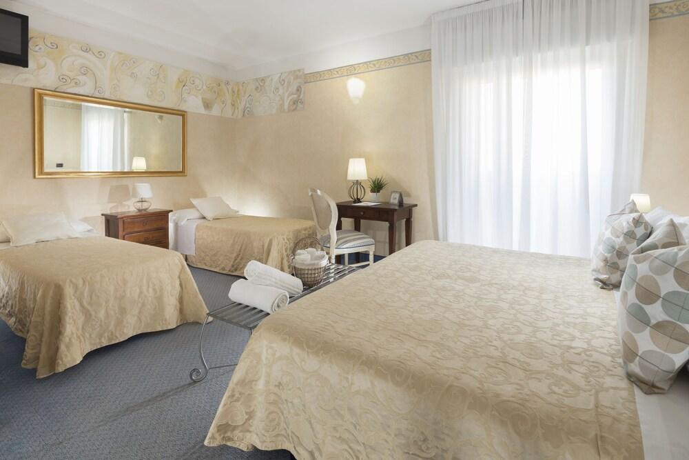 Hotel Apollo Riccione Exteriör bild
